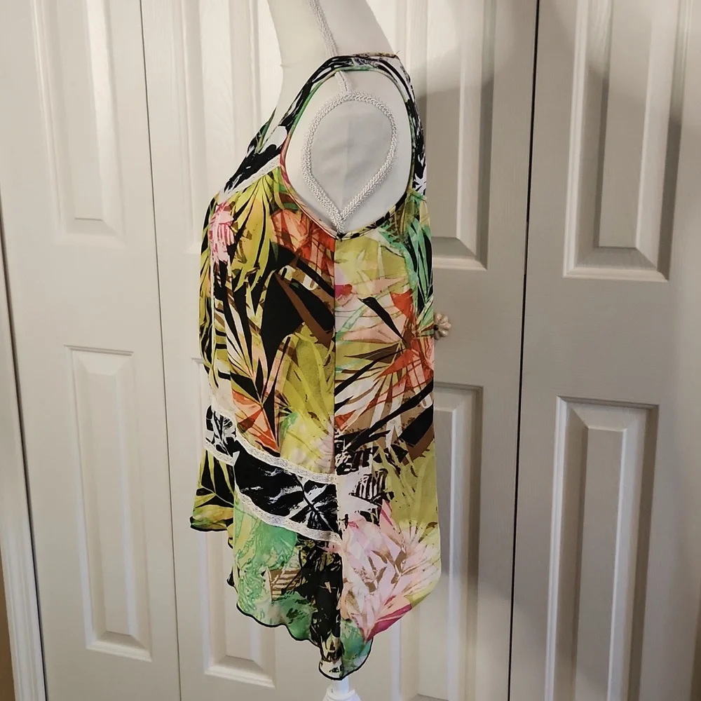 Spense, Women's Top,  Excellent condition,  Size Small,  Green,  black design - Picture 3 of 9